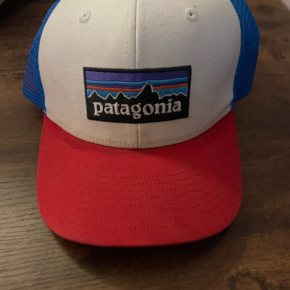 Patagonia Trucker Hat Red White Blue Classic Logo Mesh Snapback Outdoor Cap